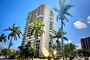 2425 Presidential Way, West Palm Beach, FL 33401 - Photo 30