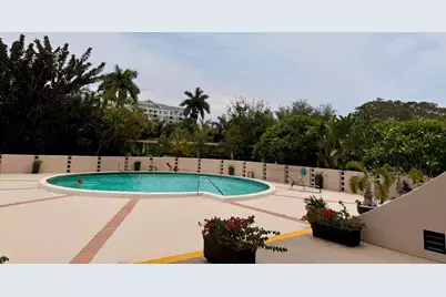 2425 Presidential Way #806, West Palm Beach, FL 33401 - Photo 30
