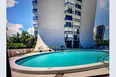 2425 Presidential Way #806, West Palm Beach, FL 33401 - Photo 28