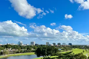 2425 Presidential Way, West Palm Beach, FL 33401 - Photo 4