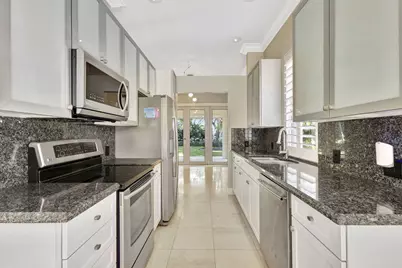 229 E Tall Oaks Circle, Palm Beach Gardens, FL 33410 - Photo 22