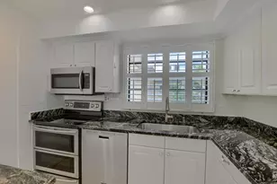 224 Capri E, Delray Beach, FL 33484 - Photo 12