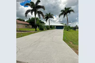 200 SW Ridgecrest Drive, Port Saint Lucie, FL 34953 - Photo 2