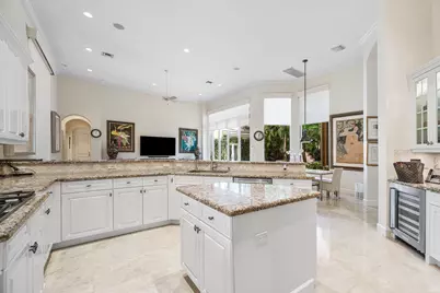 155 Remo Place, Palm Beach Gardens, FL 33418 - Photo 10