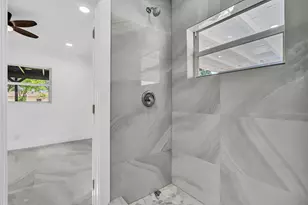 4040 NE 4th Ave, Deerfield Beach, FL 33064 - Photo 18