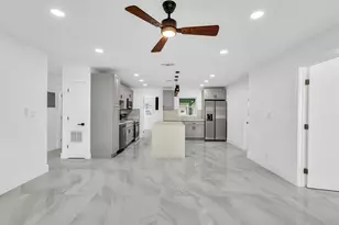 4040 NE 4th Ave, Deerfield Beach, FL 33064 - Photo 6