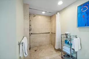 2670 E Sunrise Blvd, Fort Lauderdale, FL 33304 - Photo 18