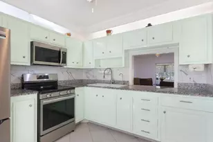 857 Worcester Ln, Lake Worth, FL 33467 - Photo 6