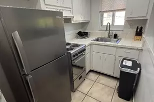 811 SE 16th St, Fort Lauderdale, FL 33316 - Photo 1