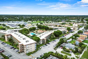 200 Village Green Cir E, Lake Worth Beach, FL 33461 - Photo 28