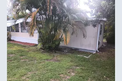 239 Cam Del Rio, Port Saint Lucie, FL 34952 - Photo 4