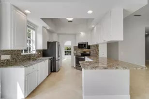 1323 St Lawrence Dr, Palm Beach Gardens, FL 33410 - Photo 12