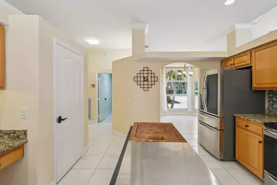 1190 SW Mirror Lake Cove, Port Saint Lucie, FL 34986 - Photo 14