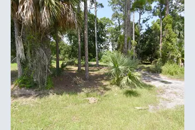 1118 SW East Louise Circle SW, Port Saint Lucie, FL 34953 - Photo 1