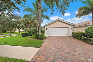 8431 SE Retreat Dr, Hobe Sound, FL 33455 - Photo 2