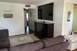 2016 Hythe A, Boca Raton, FL 33434 - Photo 4