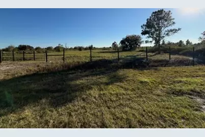 18086 NW 270th Street, Okeechobee, FL 34972 - Photo 2