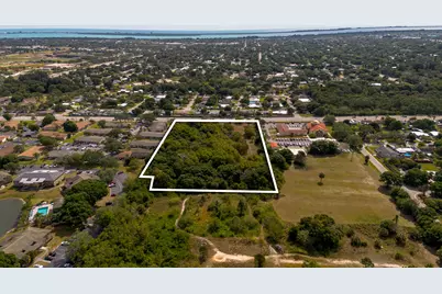 2205 S 25th Street, Fort Pierce, FL 34947 - Photo 10