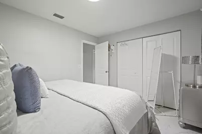 2456 SE Blackhorse Street, Port Saint Lucie, FL 34984 - Photo 32