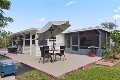 2456 SE Blackhorse Street, Port Saint Lucie, FL 34984 - Photo 6