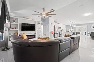 2456 SE Blackhorse St, Port Saint Lucie, FL 34984 - Photo 12