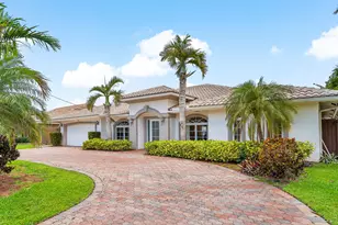 41 Castle Harbor Island, Fort Lauderdale, FL 33308 - Photo 2