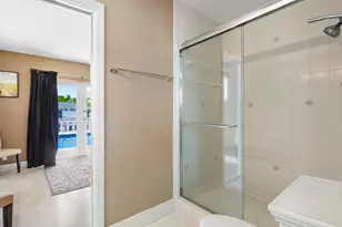 41 Castle Harbor Island, Fort Lauderdale, FL 33308 - Photo 26