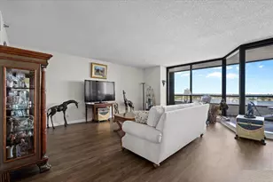 100 Lakeshore Dr, North Palm Beach, FL 33408 - Photo 12