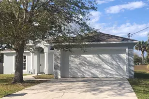 355 SW Fairway Ave, Port Saint Lucie, FL 34983 - Photo 1