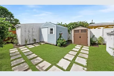 308 SW 1st Street, Delray Beach, FL 33444 - Photo 16