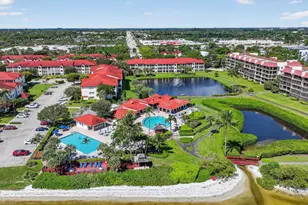 102 Half Moon Cir, Hypoluxo, FL 33462 - Photo 32