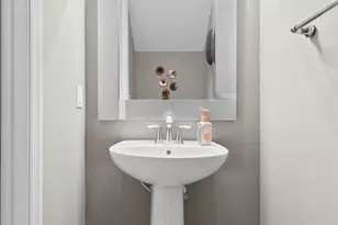 692 SW Glen Crest Way, Stuart, FL 34997 - Photo 12