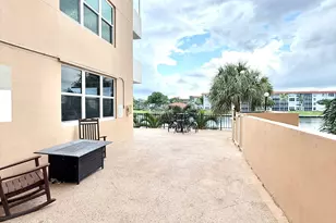 1150 Hillsboro Mile, Pompano Beach, FL 33062 - Photo 42