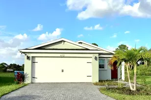 612 Papillon St SW, Palm Bay, FL 32908 - Photo 2