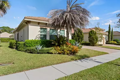 10937 SW Visconti Way, Port Saint Lucie, FL 34986 - Photo 4