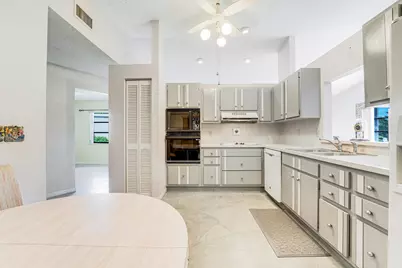 8421 Bonita Isle Drive, Lake Worth, FL 33467 - Photo 14