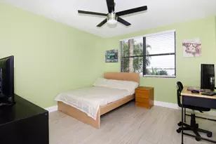 760 Executive Center Dr, West Palm Beach, FL 33401 - Photo 18