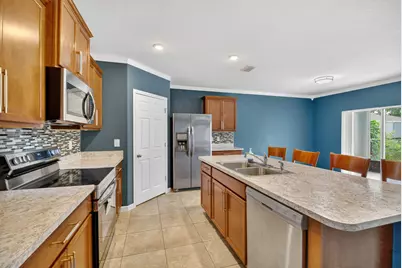 280 Falls Church Street SW, Palm Bay, FL 32908 - Photo 6