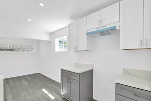 818 N Dixie Hwy, Lake Worth Beach, FL 33460 - Photo 18