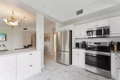 7546 La Paz Boulevard #105, Boca Raton, FL 33433 - Photo 14