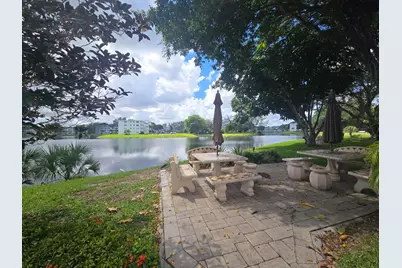 2010 Westbury F #2010, Deerfield Beach, FL 33442 - Photo 22