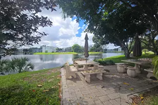 2010 Westbury F, Deerfield Beach, FL 33442 - Photo 22