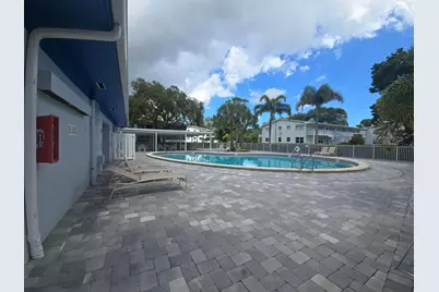 2010 Westbury F #2010, Deerfield Beach, FL 33442 - Photo 26