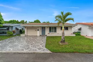 4915 NW 52nd Ct, Tamarac, FL 33319 - Photo 2