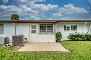 2930 Crosley Dr E, West Palm Beach, FL 33415 - Photo 28
