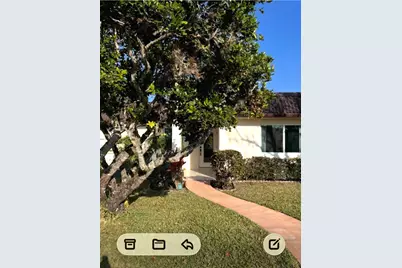 178 Lake Susan Lane, West Palm Beach, FL 33411 - Photo 2