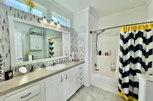 413 Hibiscus Dr, Deerfield Beach, FL 33442 - Photo 6