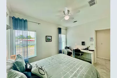 413 Hibiscus Drive, Deerfield Beach, FL 33442 - Photo 22