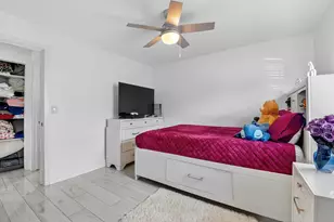449 SW 4th Ave, Boynton Beach, FL 33435 - Photo 26
