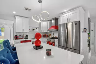 449 SW 4th Ave, Boynton Beach, FL 33435 - Photo 10